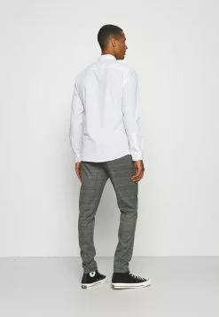 Brave Soul GLEN - Pantalones - Grey Check, Hombre 8 Brave Soul GLEN - Pantalones - Grey Check, Hombre -Brave Soul Ventas 10b09ac6fc23455e9b705900f802e207