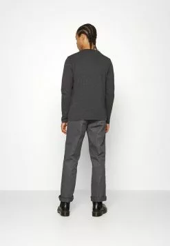 Brave Soul Camiseta De Manga Larga - Dark Grey, Hombre -Brave Soul Ventas 168572dd7dca47d681e84ea70292a774