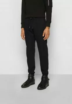 Brave Soul LUCA - Pantalones Deportivos - Black, Hombre 9 Brave Soul LUCA - Pantalones Deportivos - Black, Hombre -Brave Soul Ventas 2bd2b27ea2714ef79df482ca5473f452