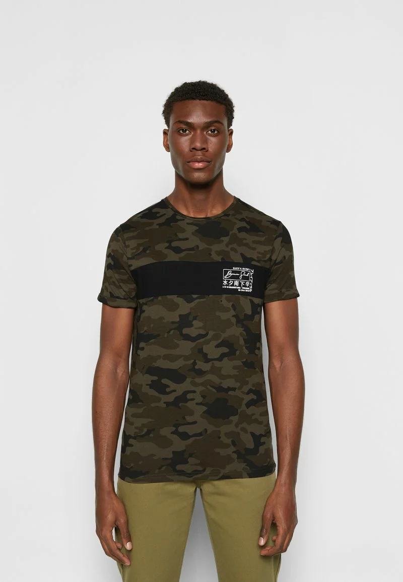 Brave Soul YOSHI - Camiseta Estampada - Khaki Camo/jet Black/optic White, Hombre 3 Brave Soul YOSHI - Camiseta Estampada - Khaki Camo/jet Black/optic White, Hombre - Imagen 3
