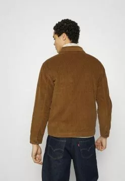 Brave Soul NORTHWICK - Chaqueta Fina - Tan, Hombre 8 Brave Soul NORTHWICK - Chaqueta Fina - Tan, Hombre -Brave Soul Ventas 39f0af9376a14b1e80599f7f3995fab5