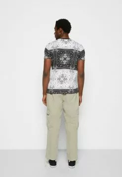 Brave Soul RUTLAND - Camiseta Estampada - Black/white, Hombre -Brave Soul Ventas 4a360e428deb4dee955dc6d73afc2fdd