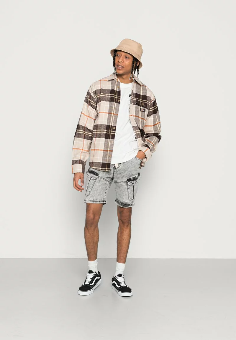 Brave Soul Shorts - Grey Acid Wash, Hombre 2 Brave Soul Shorts - Grey Acid Wash, Hombre - Imagen 2