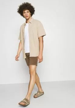 Brave Soul MSRT-ROSSYT - Shorts - Tan, Hombre -Brave Soul Ventas 555bca6813014a0fba8683f01faad5c5