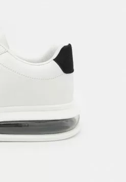 Brave Soul ROYALAIR - Zapatillas - White, Hombre 11 Brave Soul ROYALAIR - Zapatillas - White, Hombre -Brave Soul Ventas 6d61b543bf3c4594bceda233570cfa93