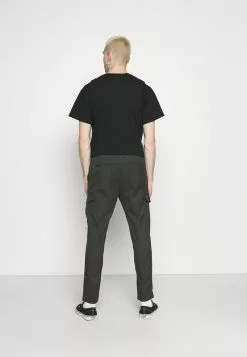 Brave Soul BARTON - Pantalones Cargo - Dark Grey, Hombre -Brave Soul Ventas 70a4440a935c4bb0809a5b389b8fd6a2