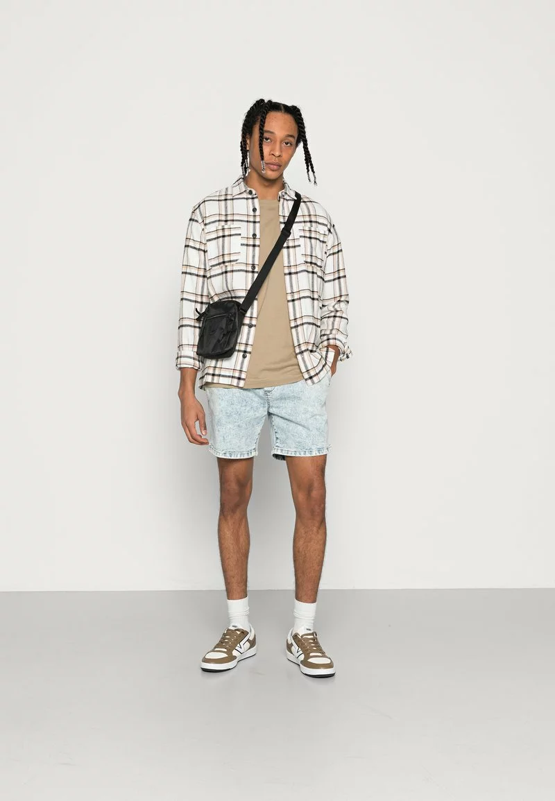 Brave Soul ADRIAN - Shorts Vaqueros - Blue Acid Wash, Hombre 2 Brave Soul ADRIAN - Shorts Vaqueros - Blue Acid Wash, Hombre - Imagen 2