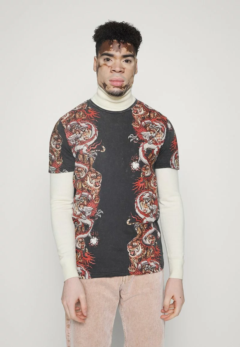 Brave Soul Camiseta Estampada - Black Acid Wash, Hombre 1 Brave Soul Camiseta Estampada - Black Acid Wash, Hombre