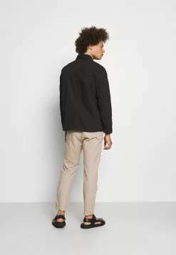 Brave Soul DORON - Chaqueta Fina - Black, Hombre -Brave Soul Ventas 8a300da543cf4280ad4c698200c00643