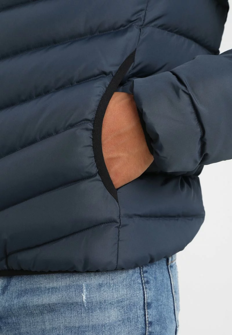 Brave Soul MJK GRANTPLAIN - Chaqueta De Invierno - Navy, Hombre 6 Brave Soul MJK GRANTPLAIN - Chaqueta De Invierno - Navy, Hombre - Imagen 6