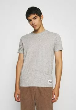 Brave Soul 5 PACK - Camiseta Básica - Optic White/black/navy, Hombre 16 Brave Soul 5 PACK - Camiseta Básica - Optic White/black/navy, Hombre -Brave Soul Ventas c43627278bc54c3f8eb507f50cbac2d9