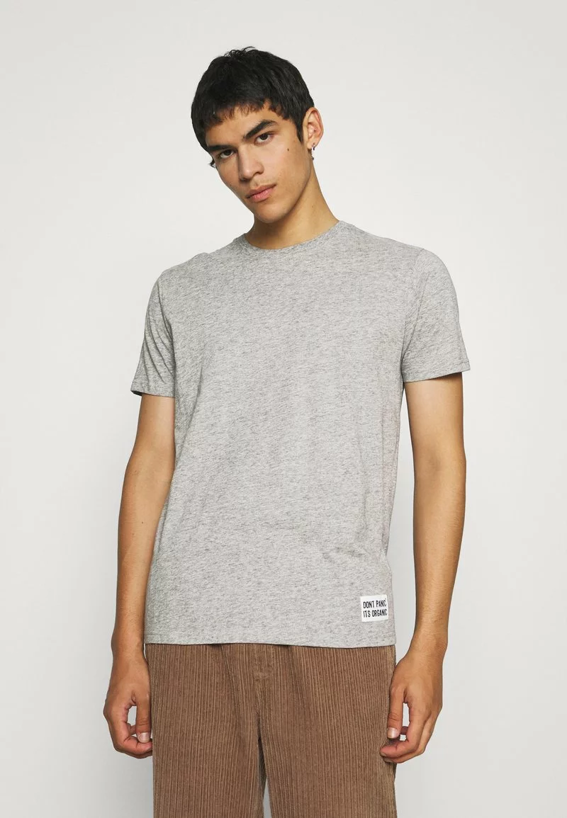 Brave Soul 5 PACK - Camiseta Básica - Optic White/black/navy, Hombre 6 Brave Soul 5 PACK - Camiseta Básica - Optic White/black/navy, Hombre - Imagen 6