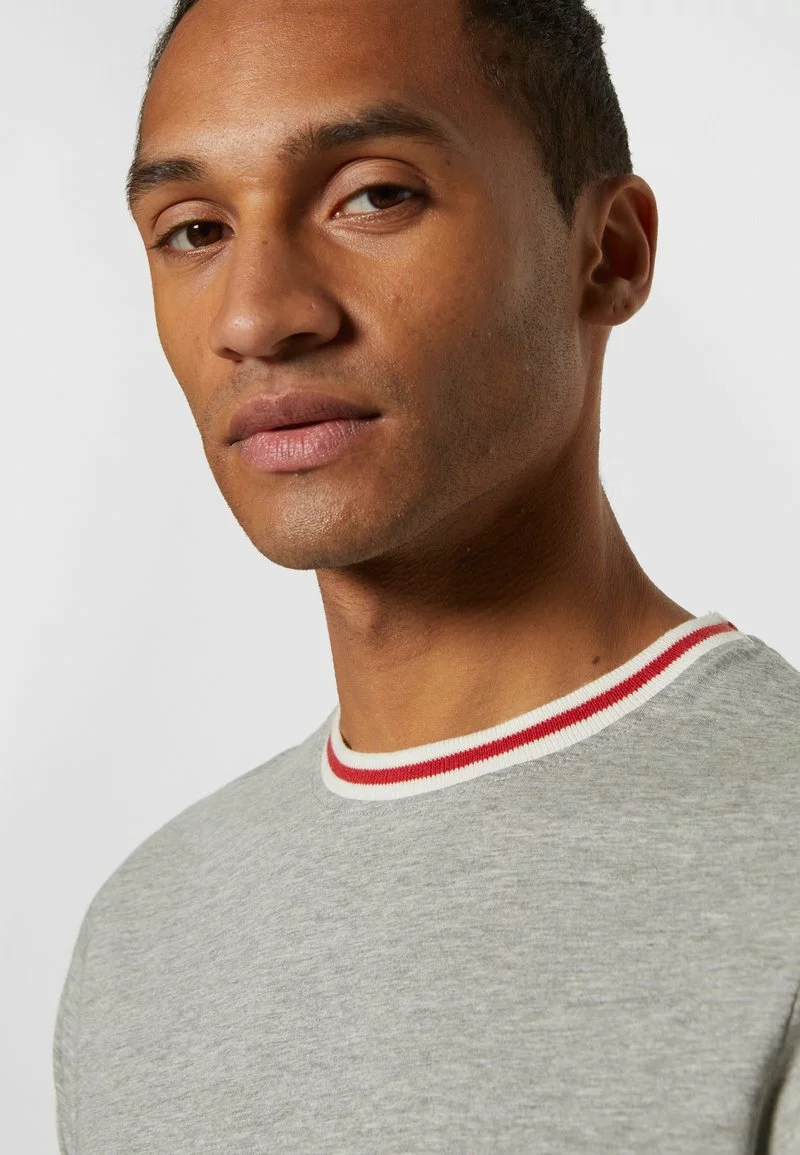 Brave Soul BRYCE - Camiseta Estampada - Light Grey/cream/red, Hombre 7 Brave Soul BRYCE - Camiseta Estampada - Light Grey/cream/red, Hombre - Imagen 7