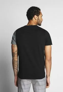 Brave Soul GARFISH - Camiseta Estampada - Black/white, Hombre -Brave Soul Ventas cbd1b625102d490fa09968399fbce799