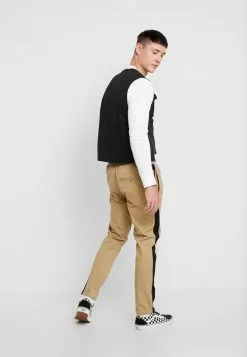 Brave Soul ZIPPED VEST - Chaleco - Black, Hombre -Brave Soul Ventas e1f3b3ef1ffa49f2a5640bceb14abfd0