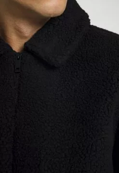 Brave Soul TRENTON - Chaqueta Fina - Black, Hombre 11 Brave Soul TRENTON - Chaqueta Fina - Black, Hombre -Brave Soul Ventas ef428043afbf4b7bbdcd85e24310294a