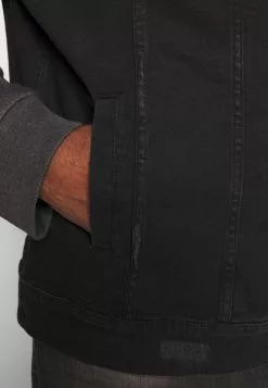 Brave Soul Chaqueta Vaquera - Black Denim/dark Grey, Hombre -Brave Soul Ventas f92f04cd1bb34f0ca713910d1ace7245